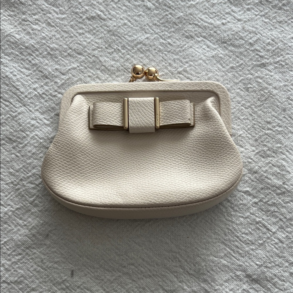 Coach Mini Kisslock Bow Clasp Pouch in Cream with Gold Hardware